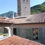 לינה וארוחת בוקר Torre Del Barbarossa Foresteria 3*
