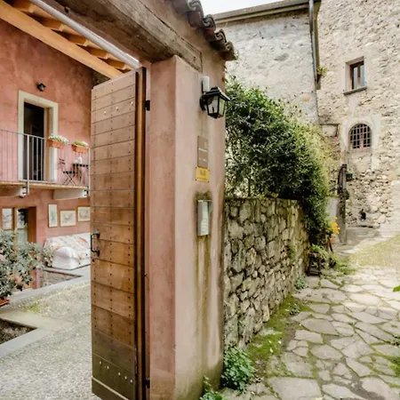Bed & Breakfast Torre Del Barbarossa Foresteria *